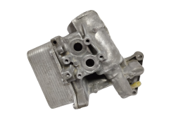 Carcasă Filtru Ulei 8201005241 2.0 2.3 DCI Renault Mahle