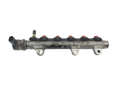 Rampă de Injecție Renault Bosch 8200661279 0445214153 0281002753 2.0 DCI 60