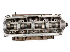 Chiulasă VWAG 06A103373N 2.0 8V AZM 2