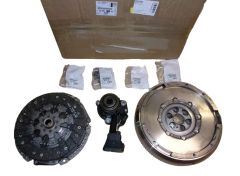 Volanta cu masă dublă + ambreiaj Nou Original 1628941180 Citroen Peugeot